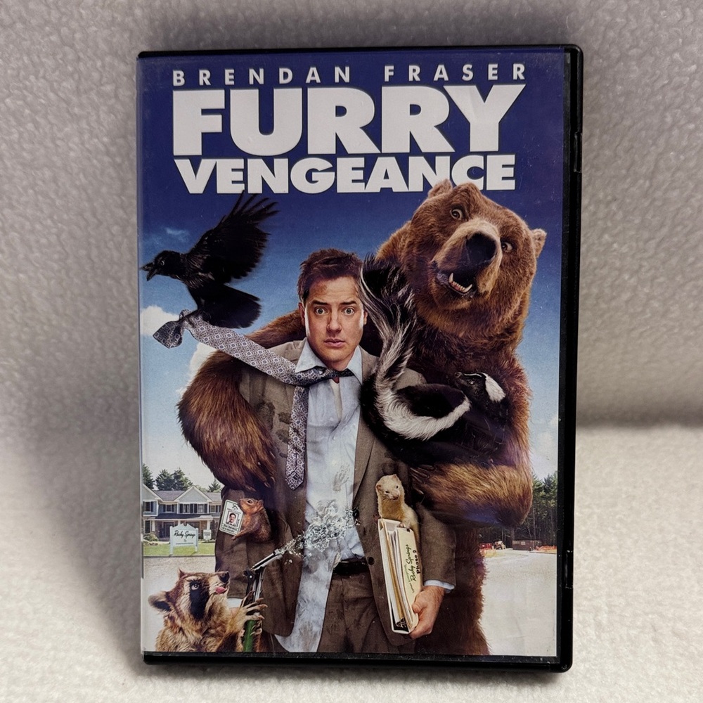 Furry Vengeance DVD Summit Entertainment Brendan Fraser Brooke Shields 2010